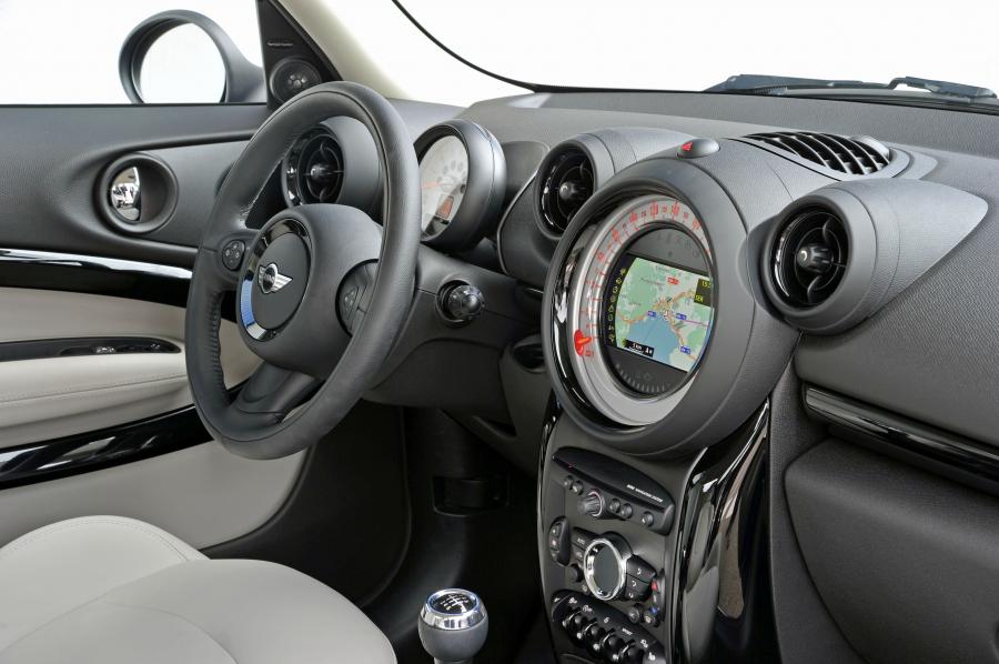  Mini Paceman Cooper S 2012 года  (фото 47 из 444)